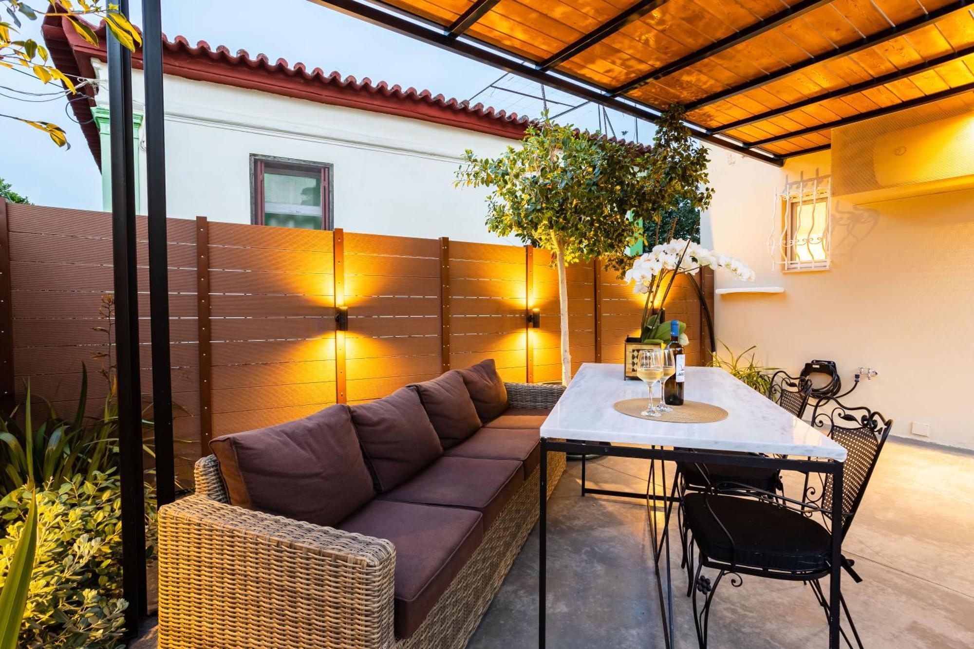 Villy'S Comfort Zone Apartments Kalamata Dış mekan fotoğraf