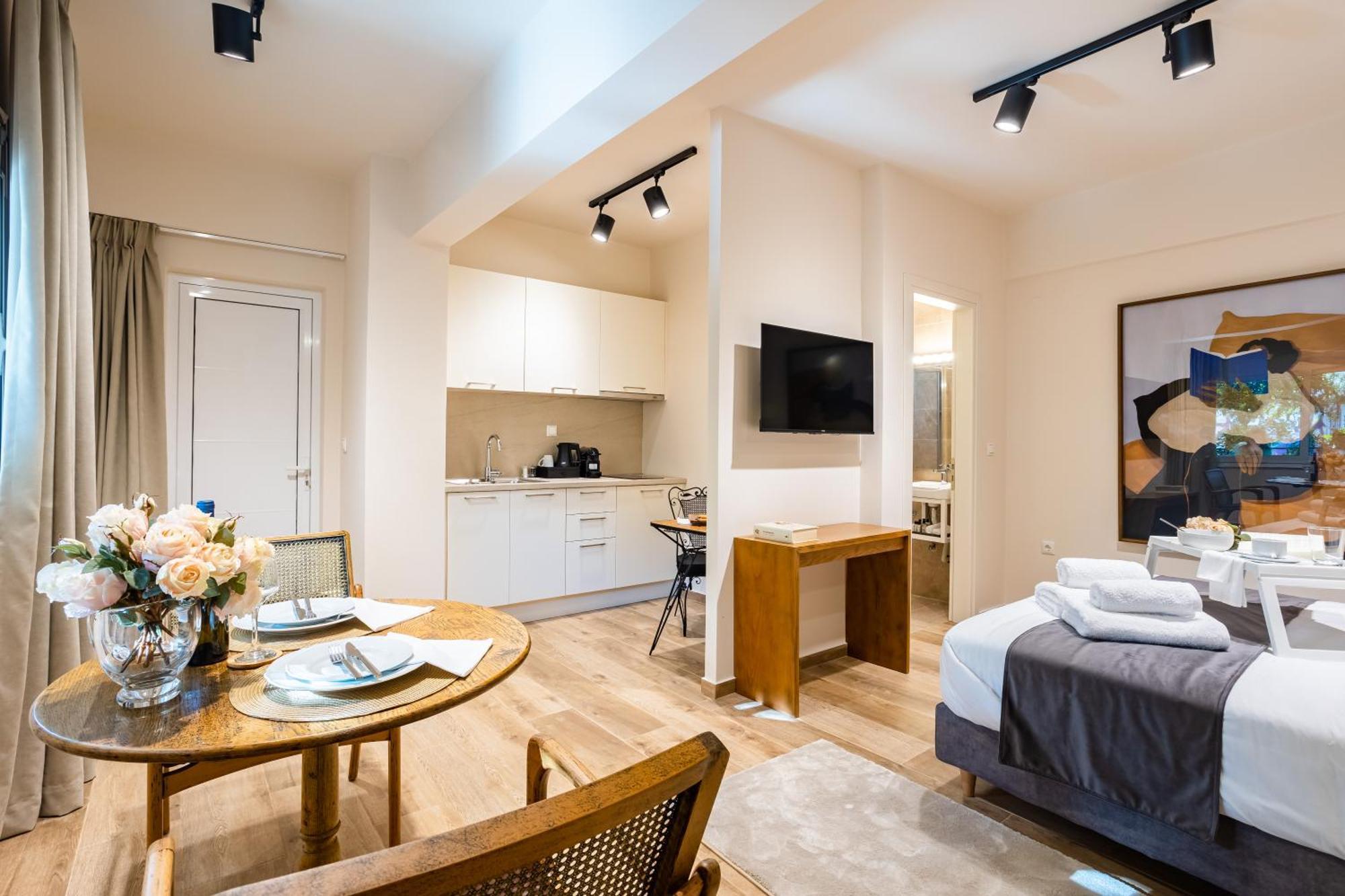 Villy'S Comfort Zone Apartments Kalamata Dış mekan fotoğraf