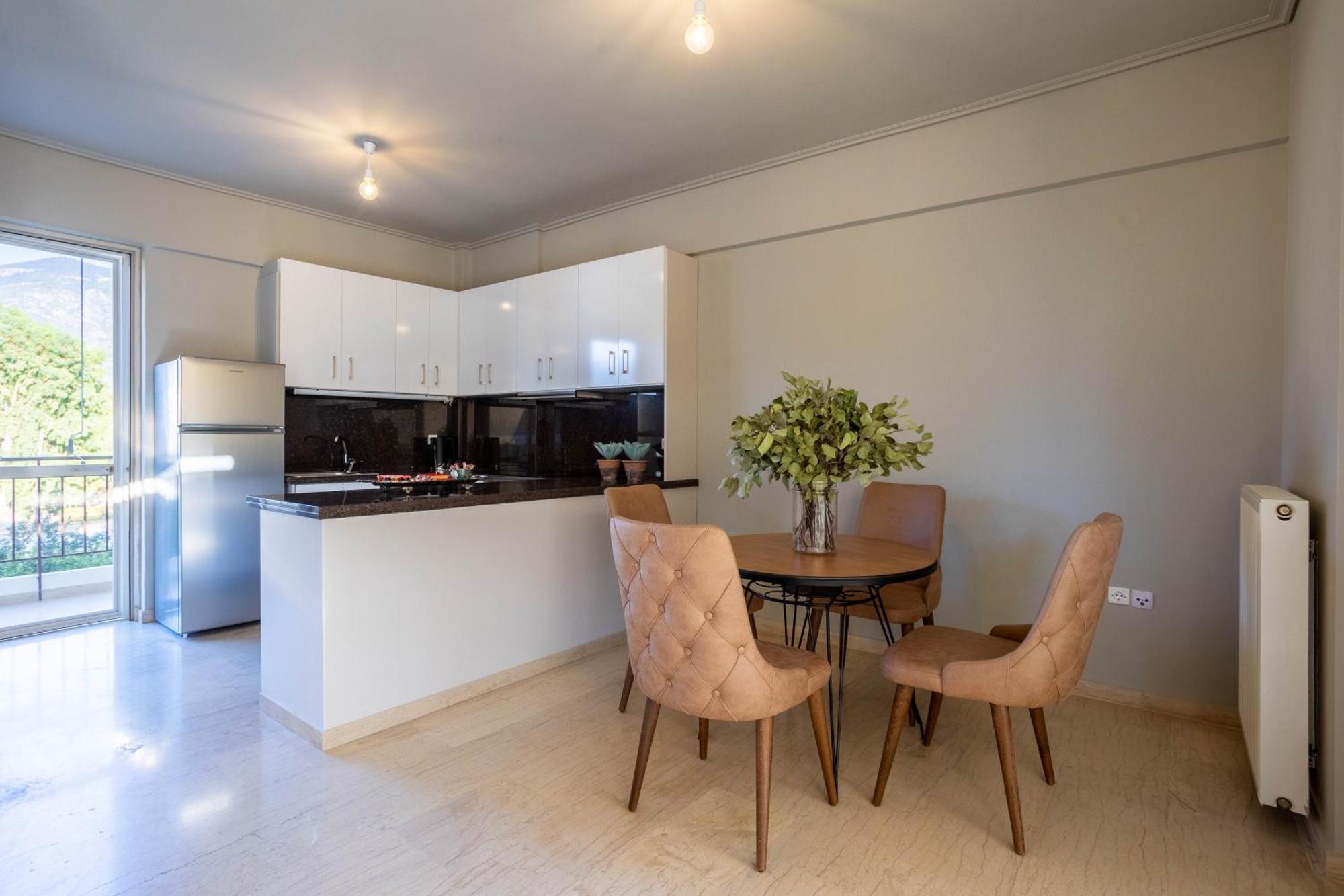 Villy'S Comfort Zone Apartments Kalamata Dış mekan fotoğraf